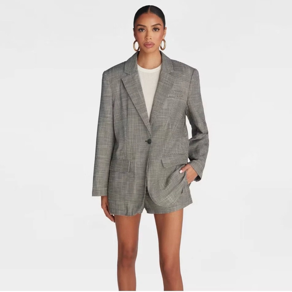 SET!! KBB by KAHLANA Women's Low-Rise 'The Micro Shorts' 8- XS Jacket -2 pieces